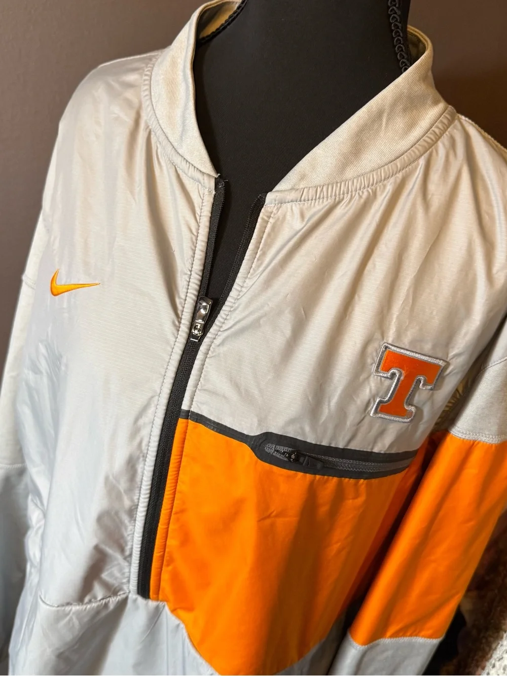 Nike Gray and Orange Tennessee Volunteers Pullover Windbreaker